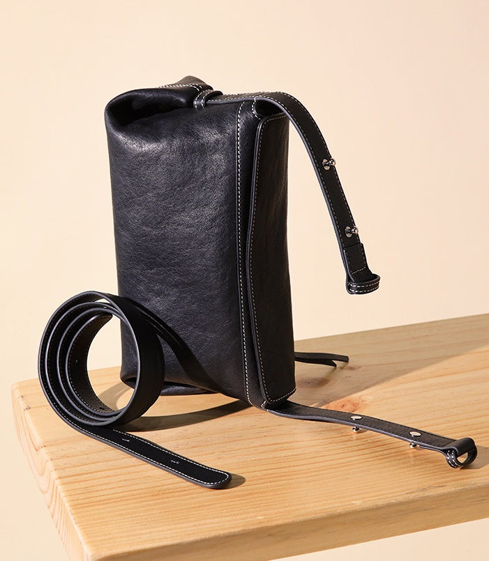Full Grain Leather Small Crossbody Bag – Adjustable Shoulder & Top Handle