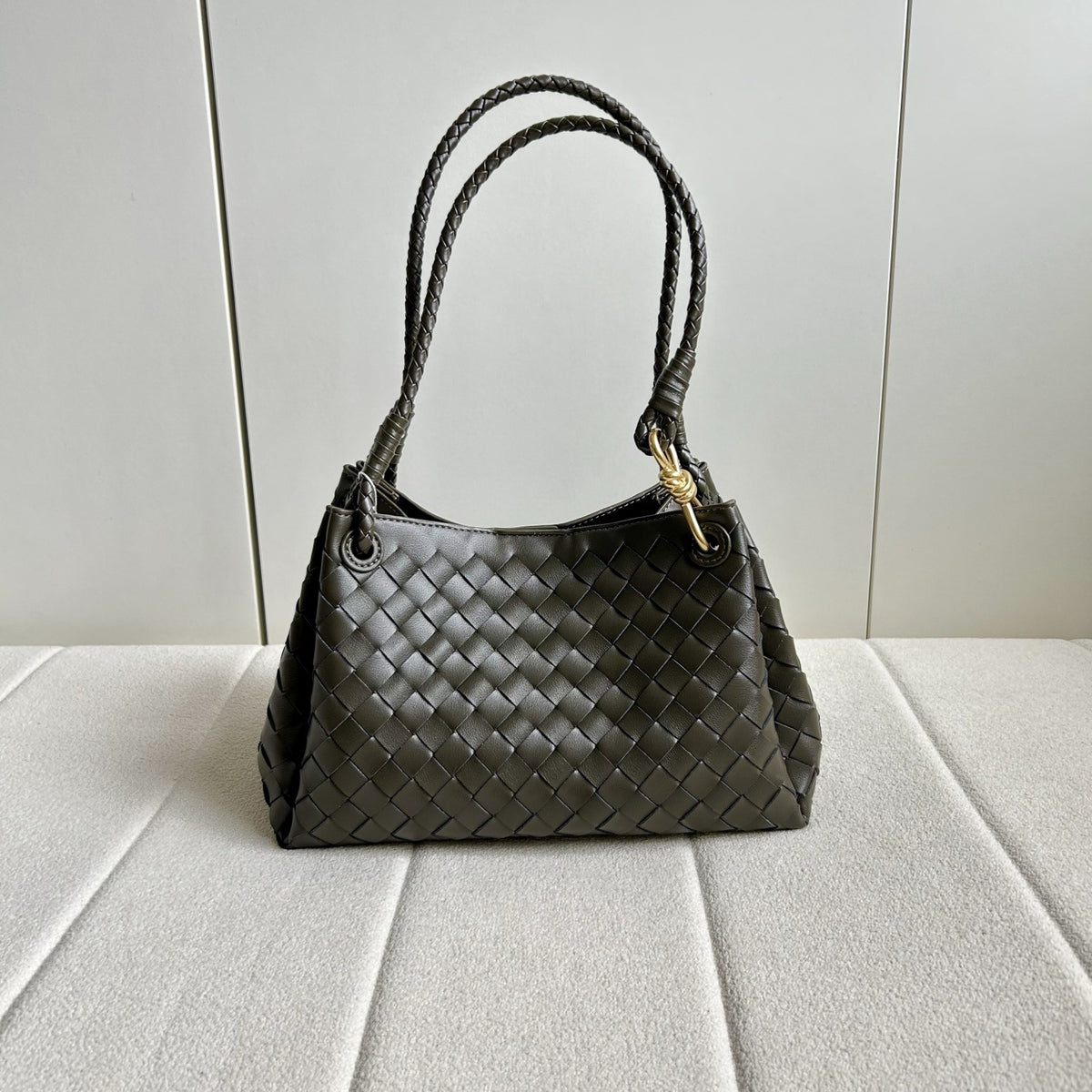 Women’s Woven Calfskin Tote – Leather Shoulder & Handbag with Metal Clasp