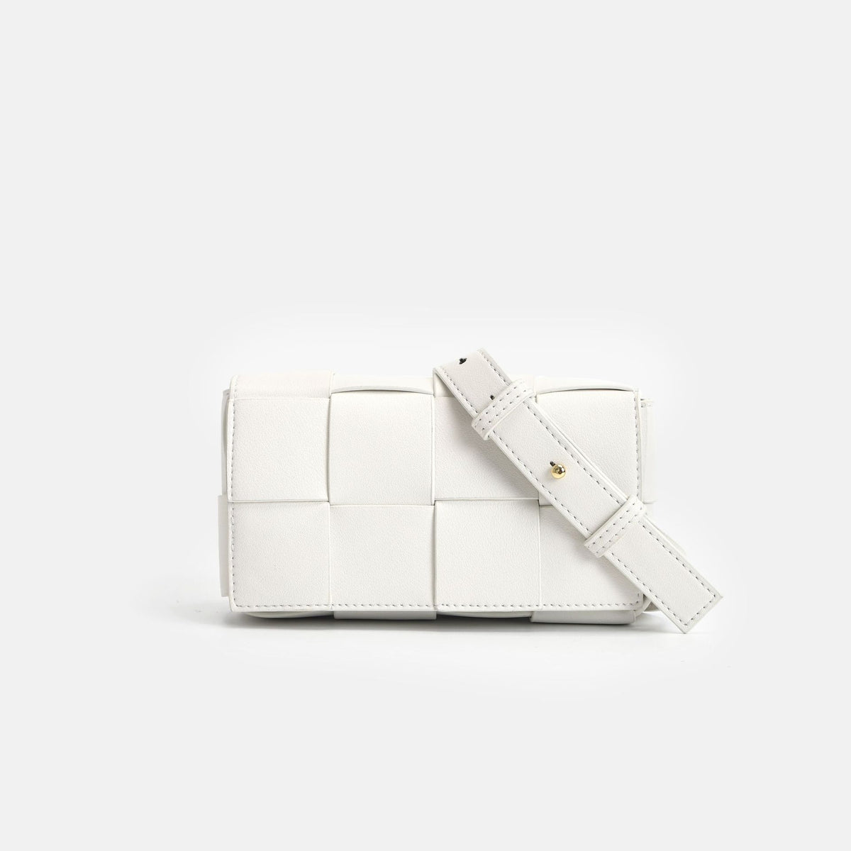 Woven Envelope Crossbody Bag – Small Square Handbag