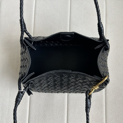 Women’s Woven Calfskin Tote – Leather Shoulder & Handbag with Metal Clasp