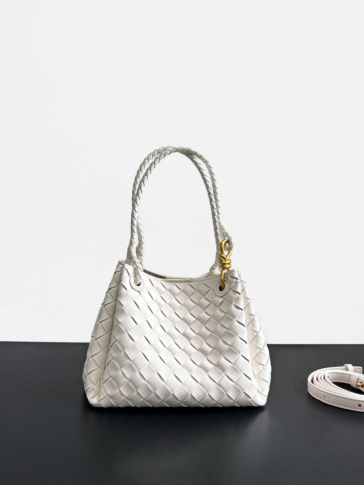 Women’s Woven Leather Bucket Bag – Soft Genuine Cowhide