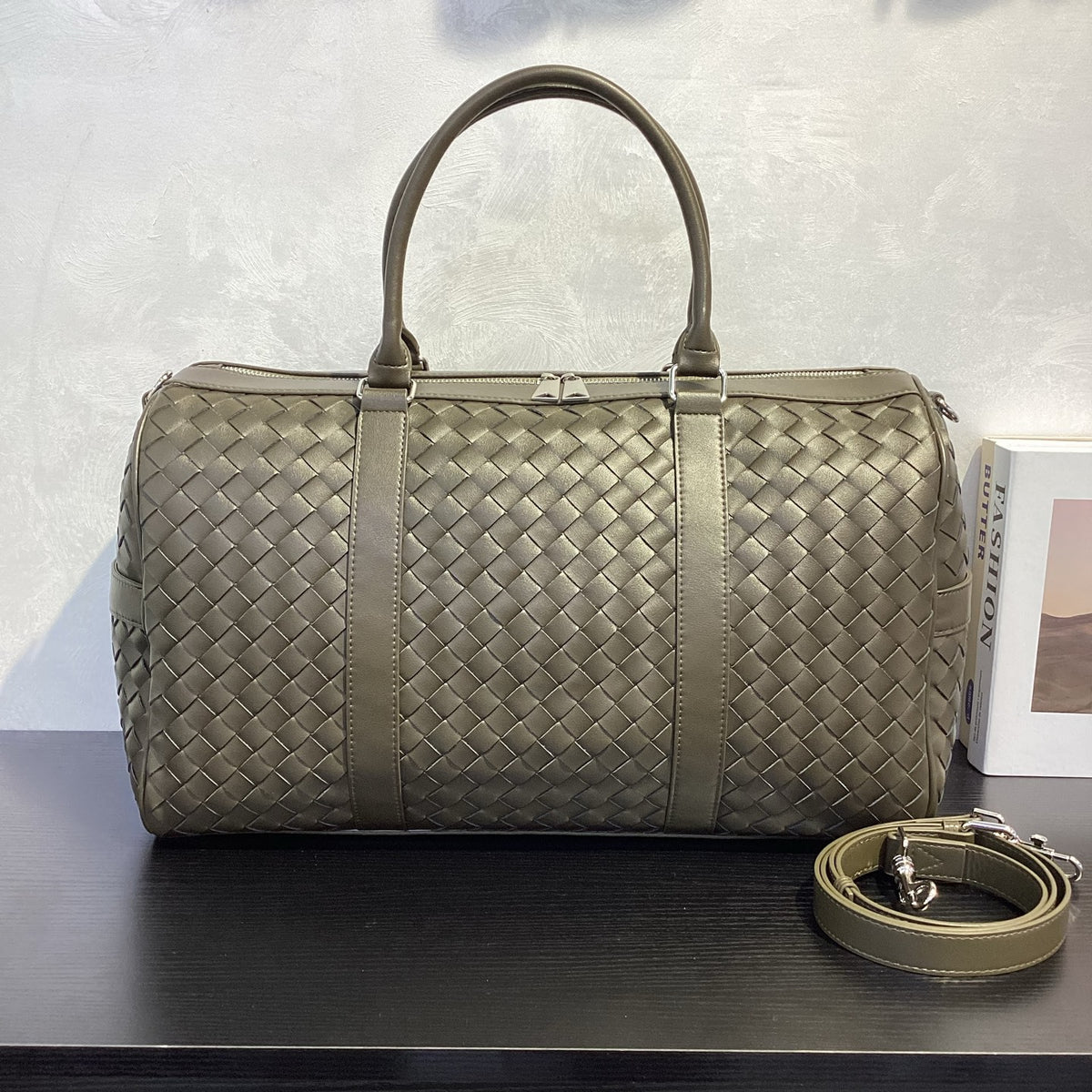 Luxury Leather Shoulder Bag – Large Women Crossbody Handbag