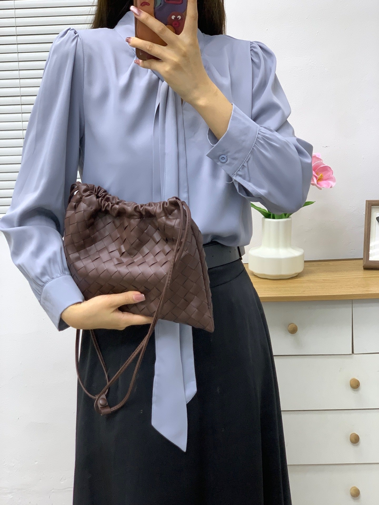 Women’s Drawstring Leather Hobo Bag – Large Capacity Shoulder Handbag