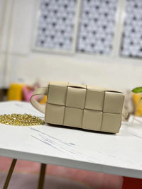 Woven Envelope Crossbody Bag – Small Square Handbag