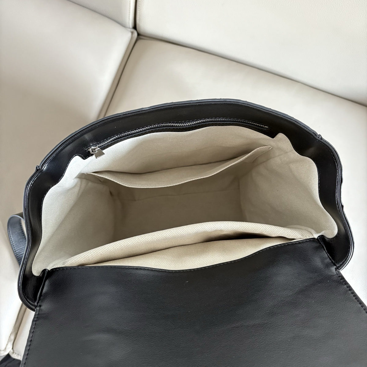 Women’s Leather Business Backpack – Large Capacity Travel Bag