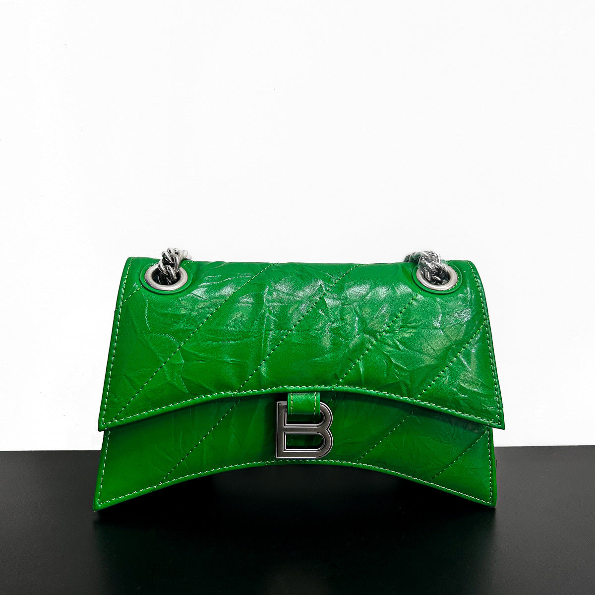 Women’s Quilted Leather Hourglass Bag – Chain Shoulder & Crossbody