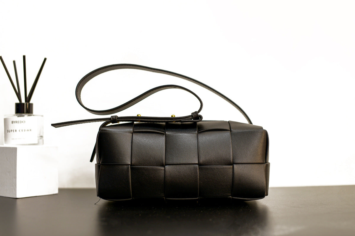 Women’s Woven Leather Waist Bag – Small Crossbody Chest Bag